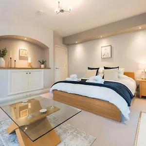 The Failand Retreat Luxury Flax Bourton